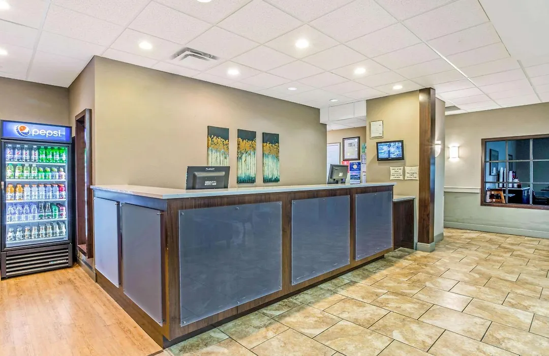 La Quinta By Wyndham Biloxi-1